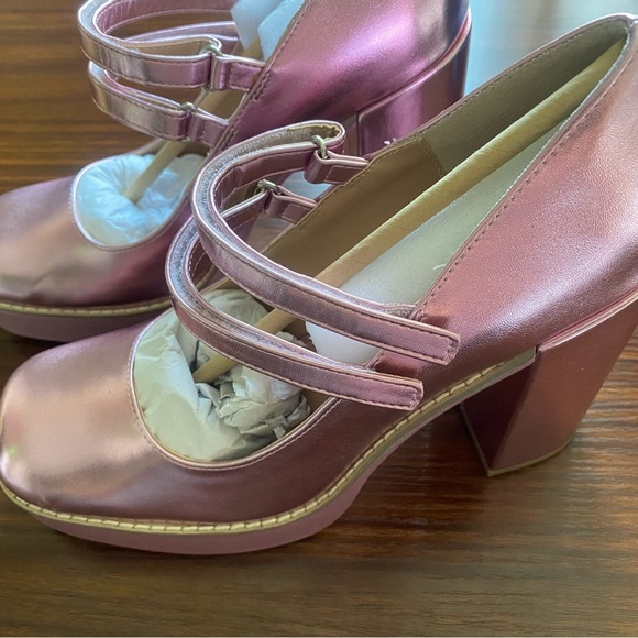 🍬Steve Madden Metallic Pump🍬 - Picture 6 of 7